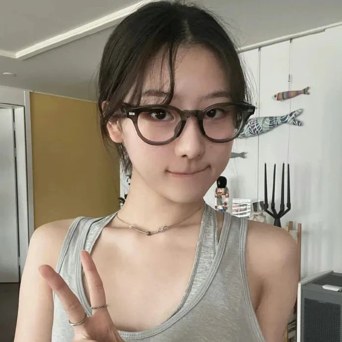 布鲁娜·路易丝：破旧立新